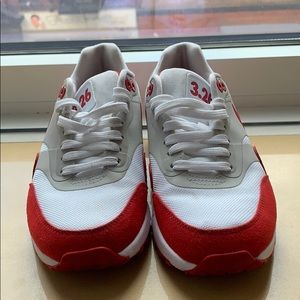 Nike Woman’s Air Max 90/1